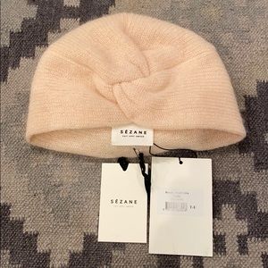 NWT Sézane Anastasia hat in Nude